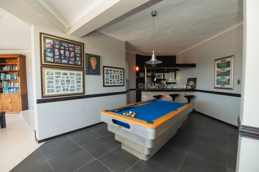 6 Bedroom Property for Sale in Walmer Heights Eastern Cape